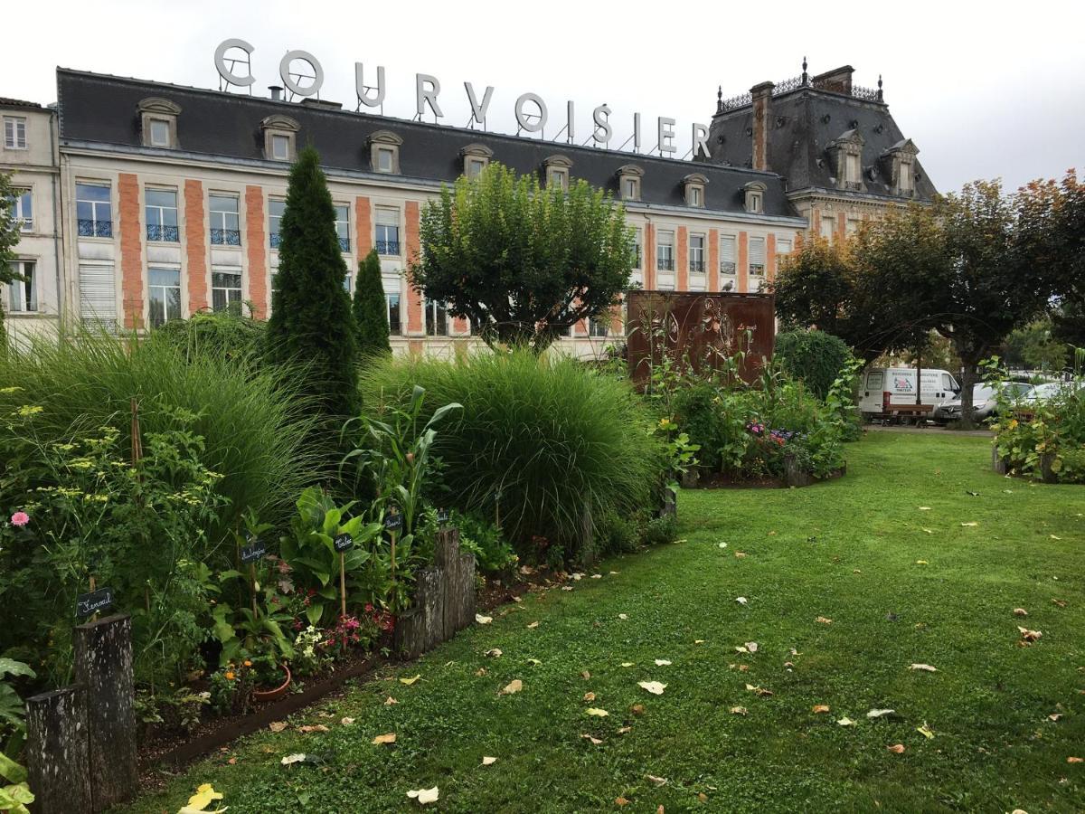 Scott Vacances Chambres D'Hotes Gondeville Jarnac Exterior foto